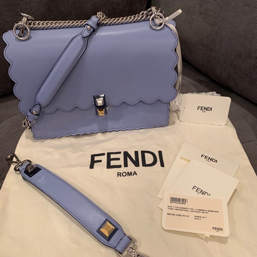 FENDI KAN I * MEDIUM*